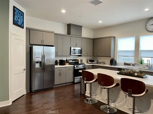 Plenty of room to prepare your favorite meals