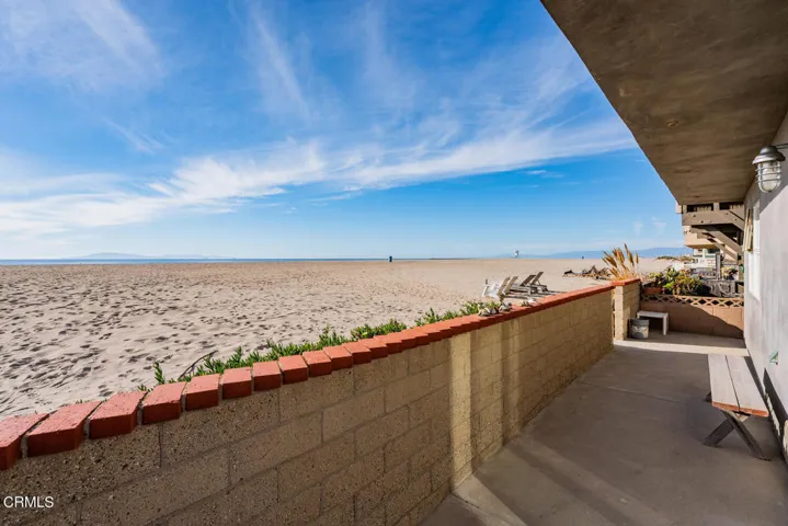 801 Ocean Dr Oxnard CA 93035-large-033-0