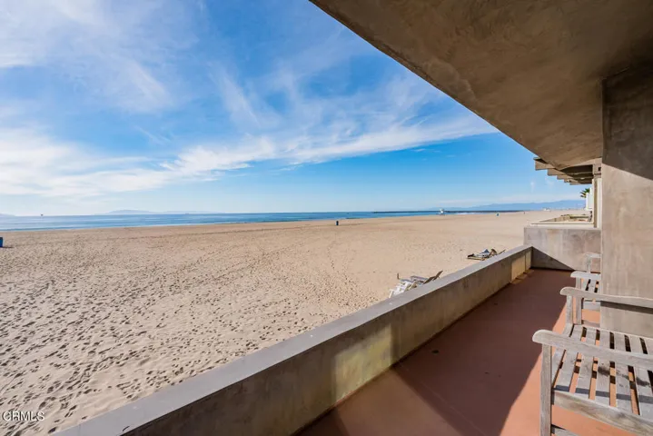 801 Ocean Dr Oxnard CA 93035-large-011-0