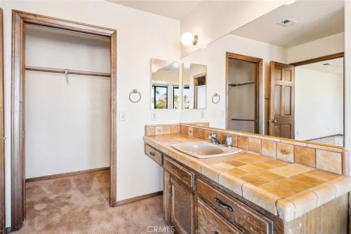 2753 W Avenue N8, Palmdale, California 93551