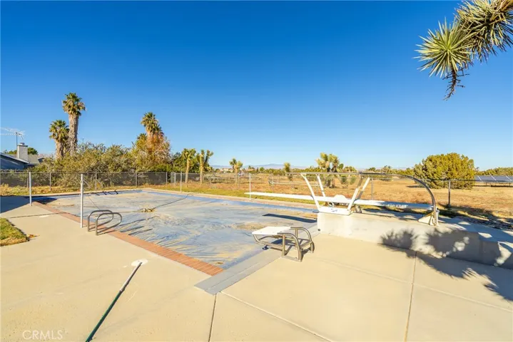 2753 W Avenue N8, Palmdale, California 93551