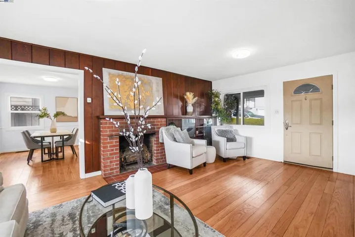 18717 Crest Ave, Castro Valley, California 94546