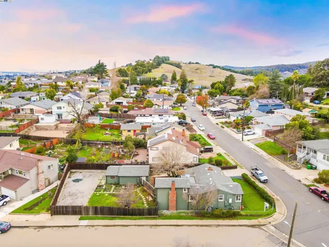 18717 Crest Ave, Castro Valley, California 94546