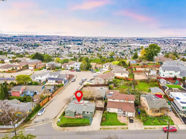 18717 Crest Ave, Castro Valley, California 94546