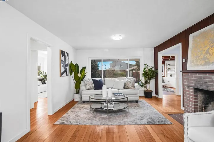 18717 Crest Ave, Castro Valley, California 94546