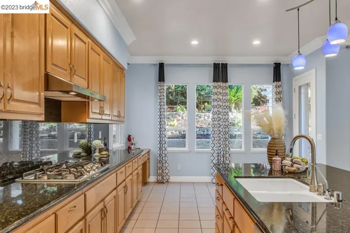 1262 Bellingham Sq, San Ramon, California 94582
