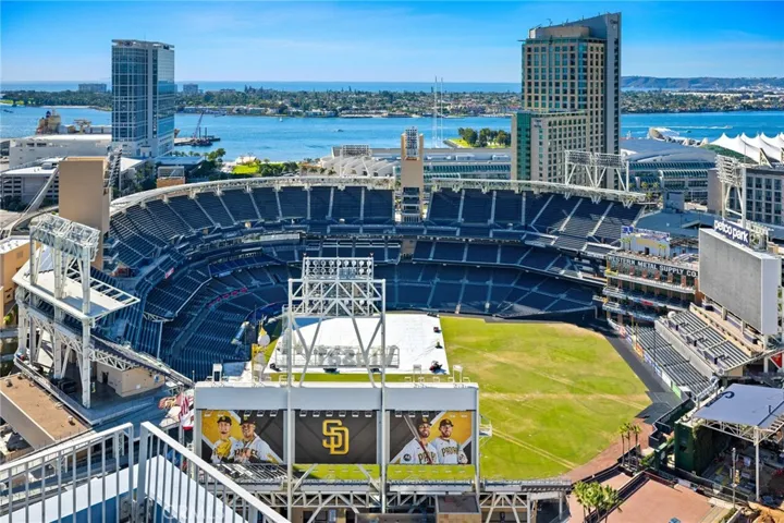 350 11th Avenue Unit 216, San Diego, California 92101