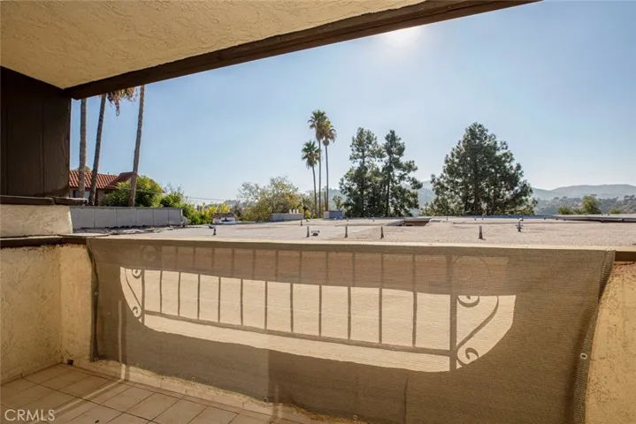 10141 Samoa Avenue 2, Tujunga, California 91042