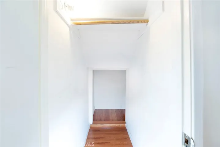 10141 Samoa Avenue 2, Tujunga, California 91042