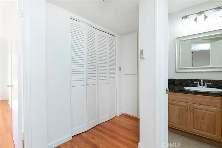 10141 Samoa Avenue 2, Tujunga, California 91042