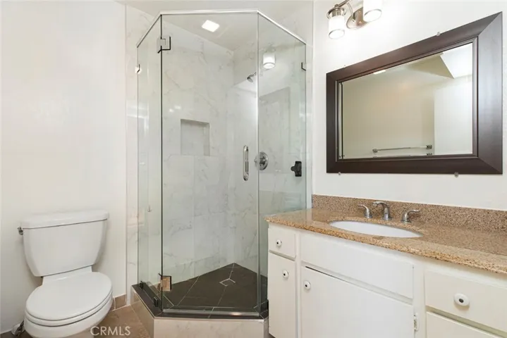 10141 Samoa Avenue 2, Tujunga, California 91042