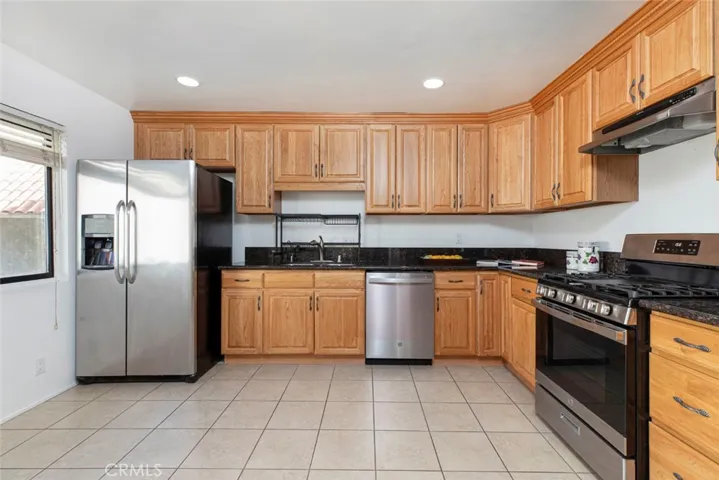 10141 Samoa Avenue 2, Tujunga, California 91042