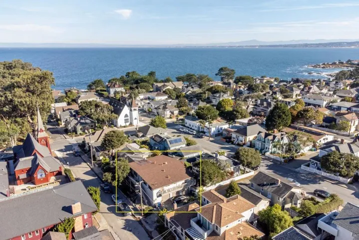 147 12th Street, Pacific Grove, California 93950