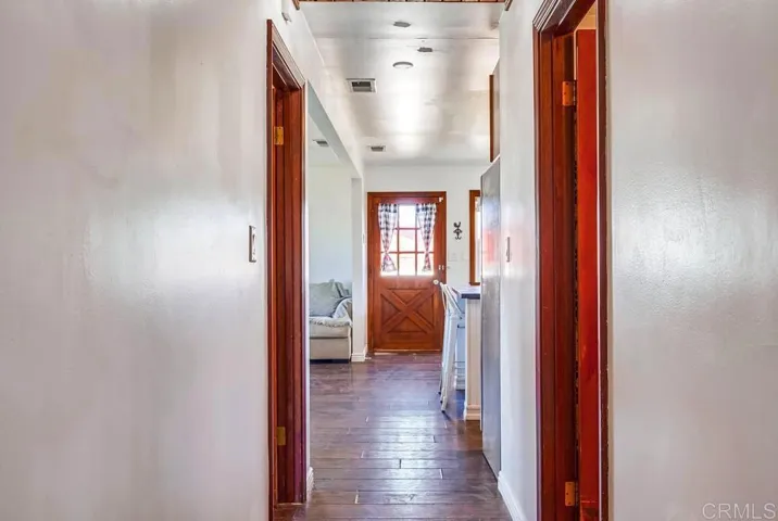 40270 Calle Vecina, Temecula, California 92592