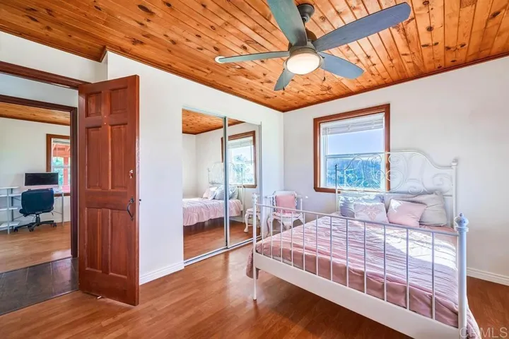40270 Calle Vecina, Temecula, California 92592
