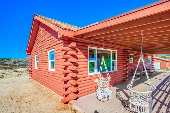 40270 Calle Vecina, Temecula, California 92592