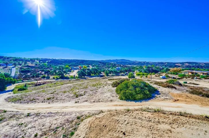 40270 Calle Vecina, Temecula, California 92592