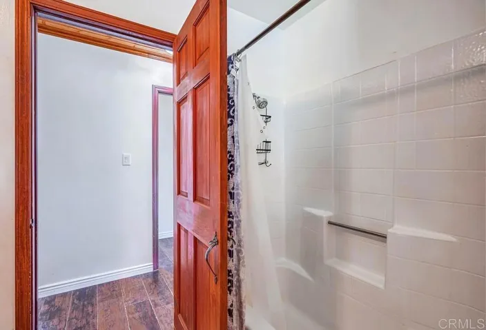 40270 Calle Vecina, Temecula, California 92592