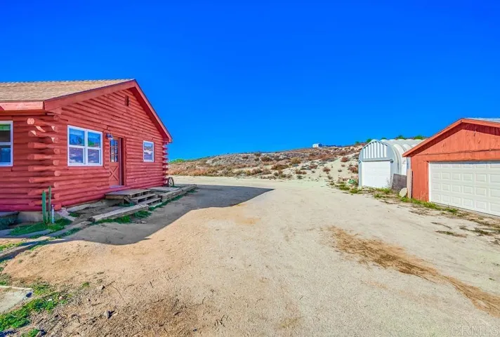 40270 Calle Vecina, Temecula, California 92592