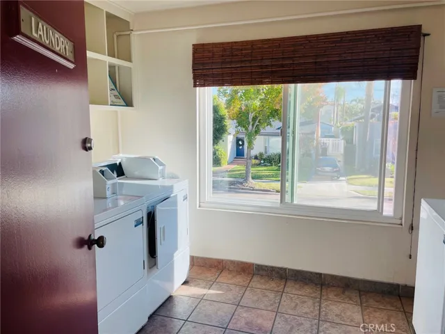 363 Newport Ave Unit 101, Long Beach, California 90814