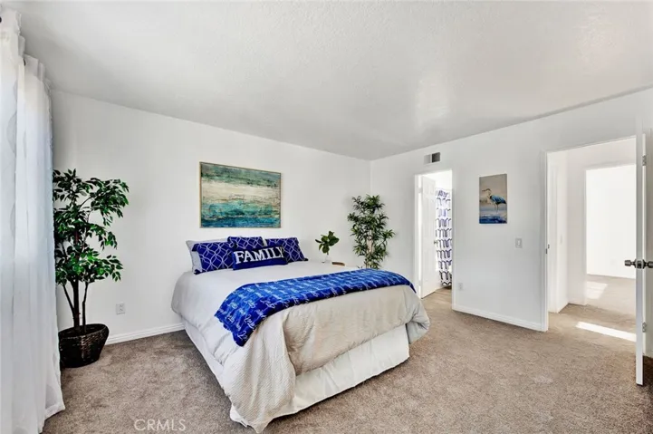 16285 S Summerview Cir 5, Santa Ana, California 92704