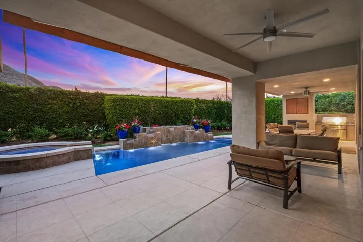 Club Terrace Drive