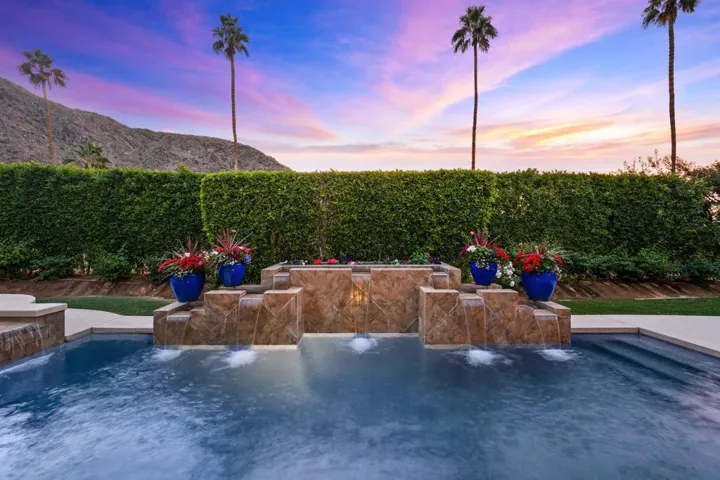 Club Terrace Drive