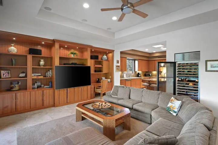 Club Terrace Drive