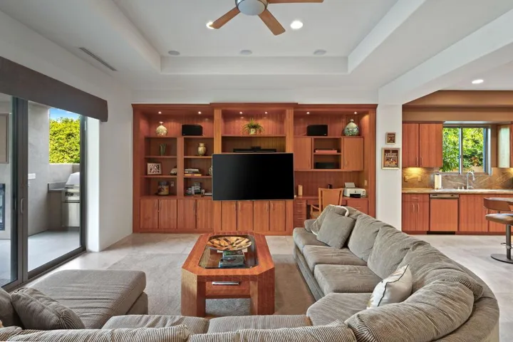 Club Terrace Drive