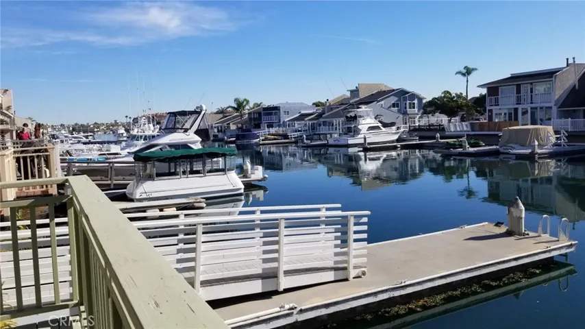 40ft dock space for personal boat/jet skis