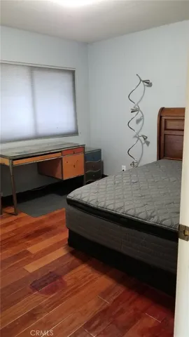 Bedroom 2 or ofice