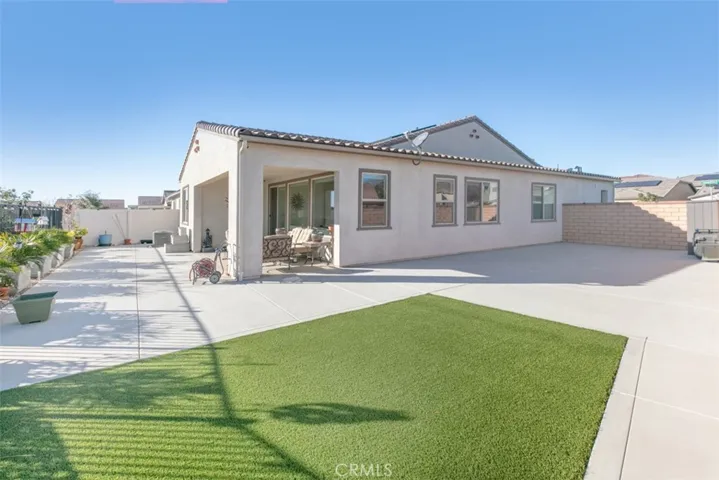 1525 Summerfield Way, Beaumont, California 92223