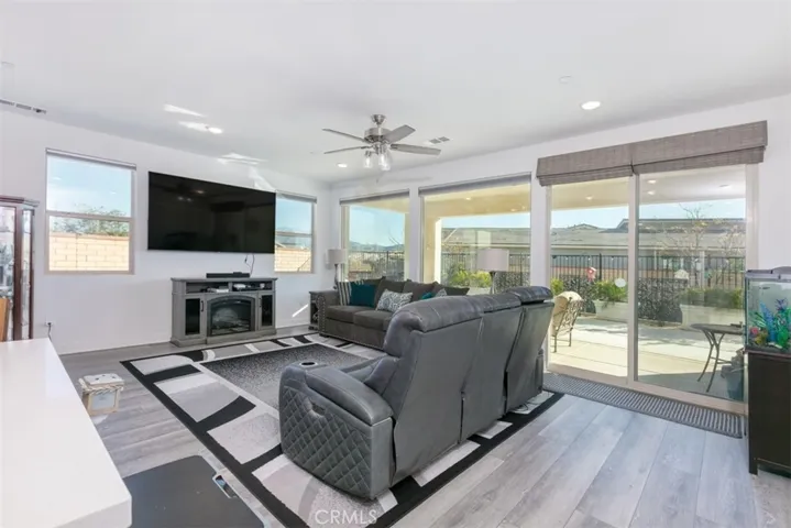 1525 Summerfield Way, Beaumont, California 92223