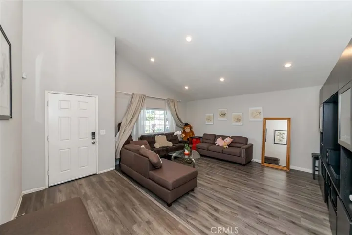 14940 Gale Avenue, Hacienda Heights, California 91745