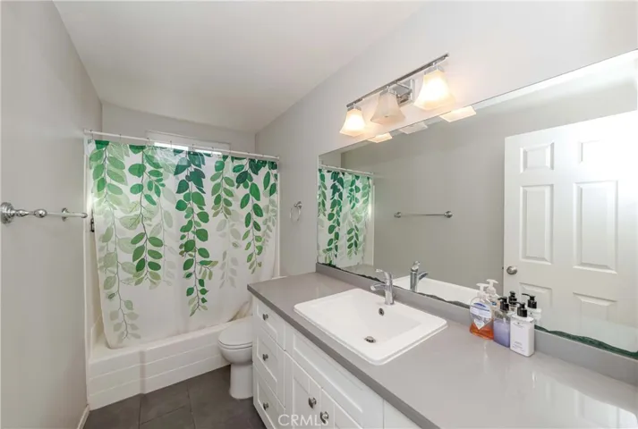 14940 Gale Avenue, Hacienda Heights, California 91745