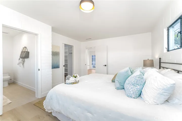 116 W Avenida Valencia, San Clemente, California 92672