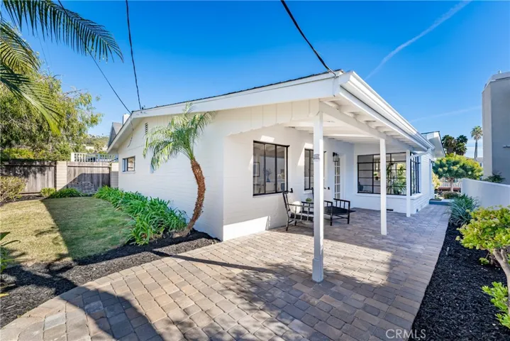 116 W Avenida Valencia, San Clemente, California 92672