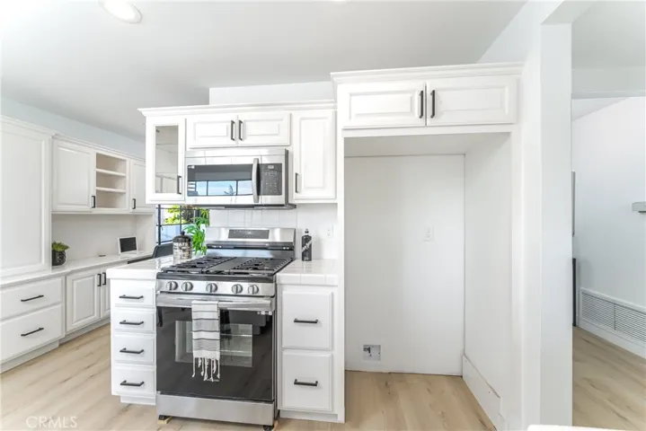 116 W Avenida Valencia, San Clemente, California 92672