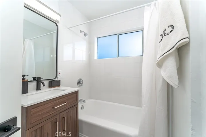 116 W Avenida Valencia, San Clemente, California 92672
