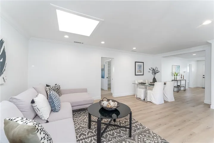 116 W Avenida Valencia, San Clemente, California 92672