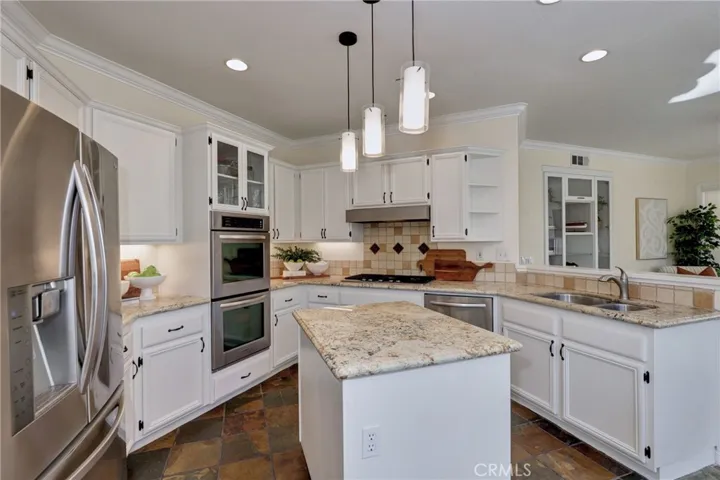 22 Argento, Mission Viejo, California 92692