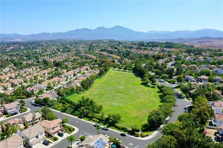 22 Argento, Mission Viejo, California 92692