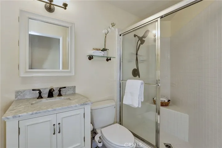 22 Argento, Mission Viejo, California 92692