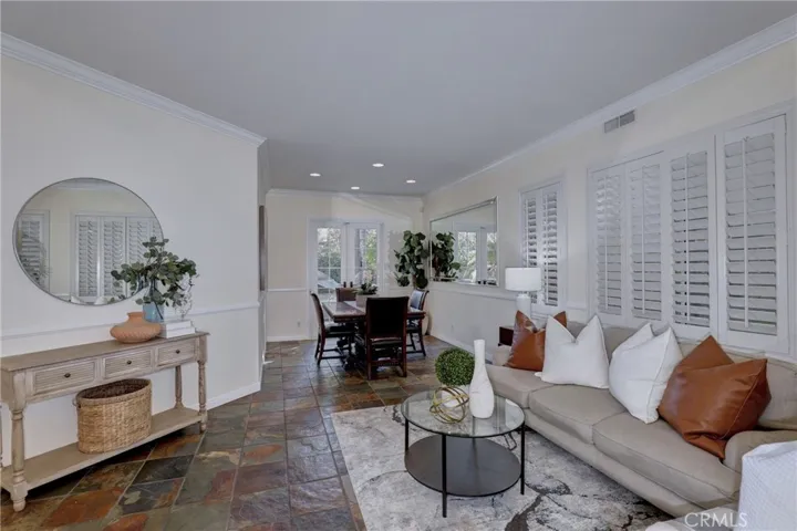 22 Argento, Mission Viejo, California 92692