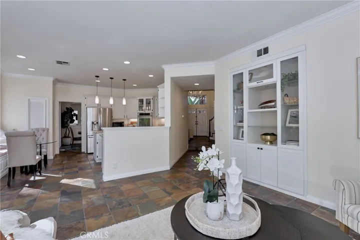 22 Argento, Mission Viejo, California 92692