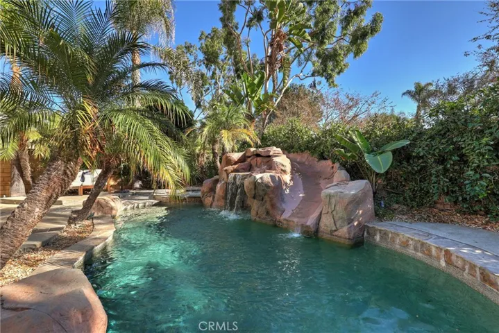 22 Argento, Mission Viejo, California 92692