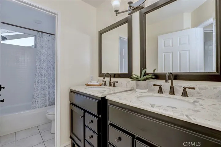 22 Argento, Mission Viejo, California 92692