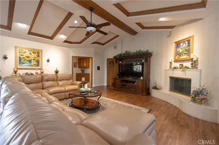 381 W Clark Street, Upland, California 91784