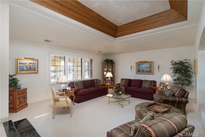 381 W Clark Street, Upland, California 91784