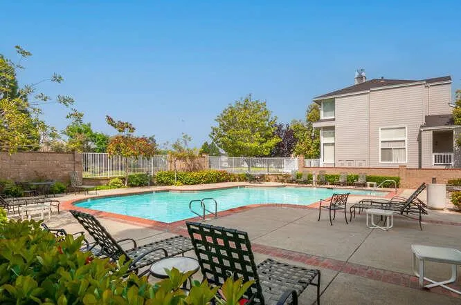 816 Sovereign Way, None, California 94065